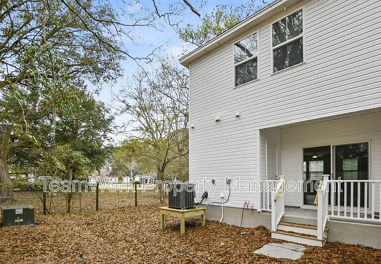 101 Langley Dr #D — Photo 25