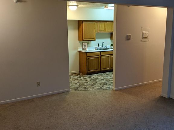 4th image of 1131 Michigan Ave E APT 17