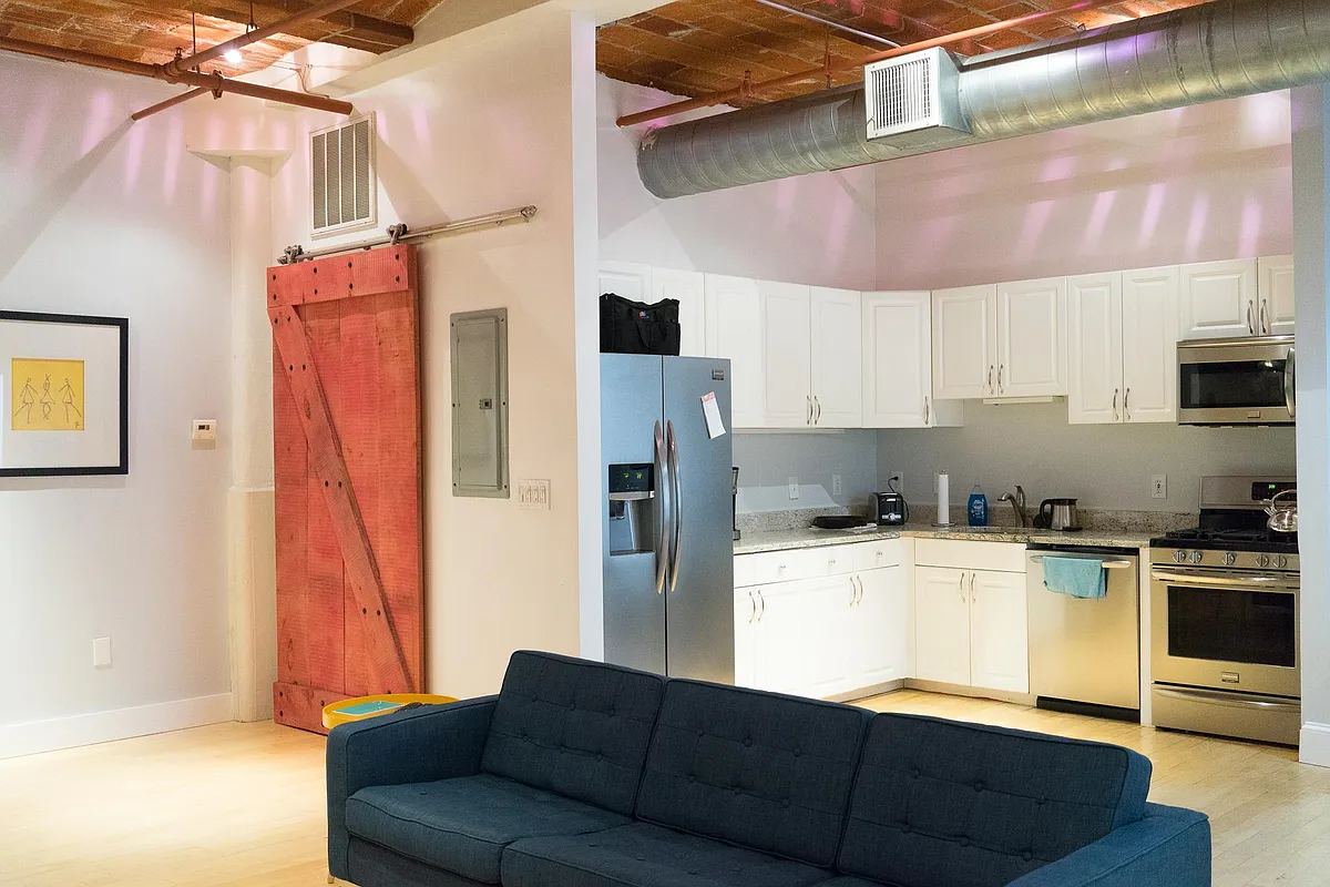 Building Photo - 717 Atlantic Ave #6D