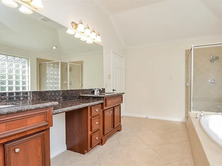 17506 Driftwood Prairie Ln — Photo 11