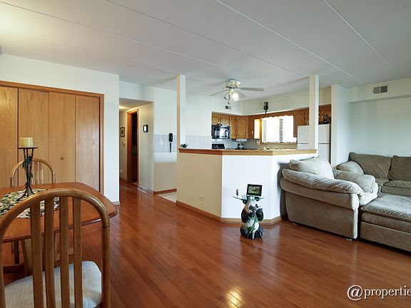 Kitchen/Living Room