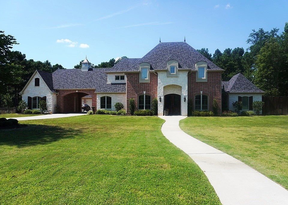 1st image of 2070 Dressage Ln