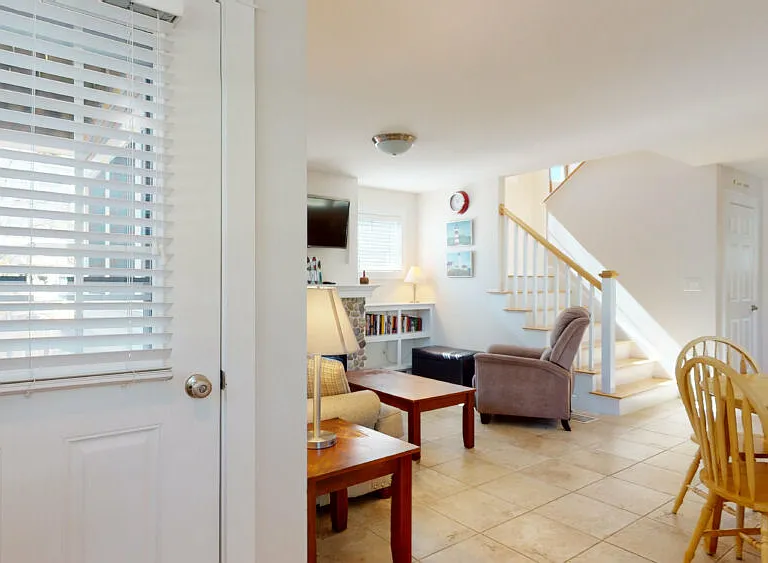 1 Sea Rose Ln — Photo 6