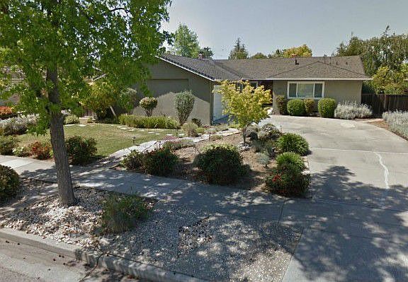 3rd image of 105 Westchester Dr