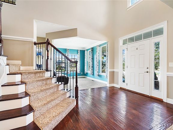 3rd image of 8721 Dowd Ct