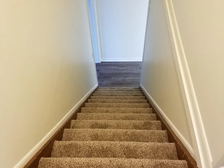 500 E Lansing Rd — Photo 8