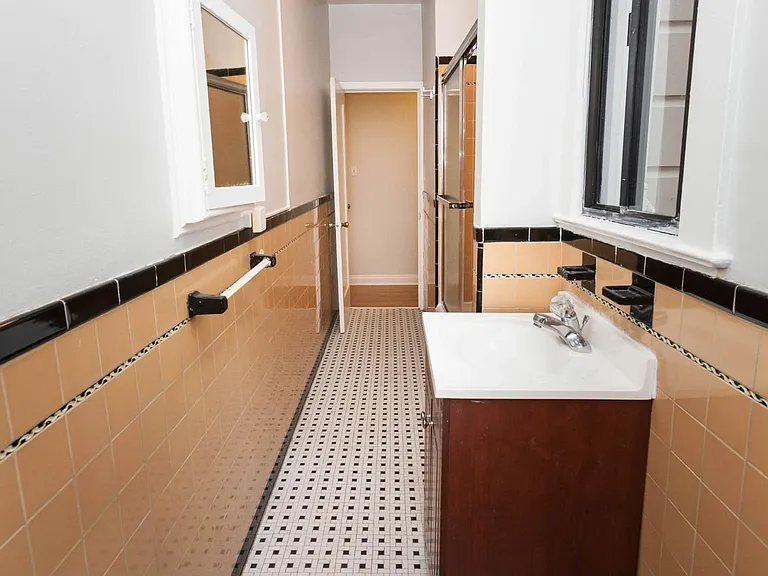 3147 Fillmore St #2 — Photo 9