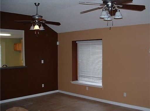 4th image of 2724 Bayou Bleu Dr