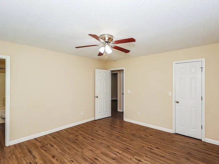 43 Thorn Thicket Way — Photo 12