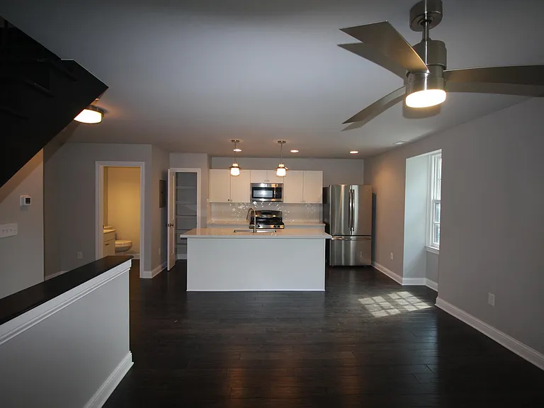 48 Aston Row Ln #B — Photo 5
