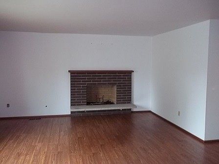 1st image of 3327 S 255th St