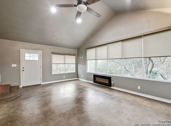 5th image of 16203 Chase Hill Blvd