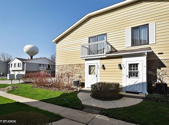 2nd image of 482 Buchanan Ct #482