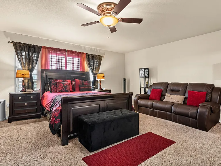 5815 Durango Dr — Photo 9