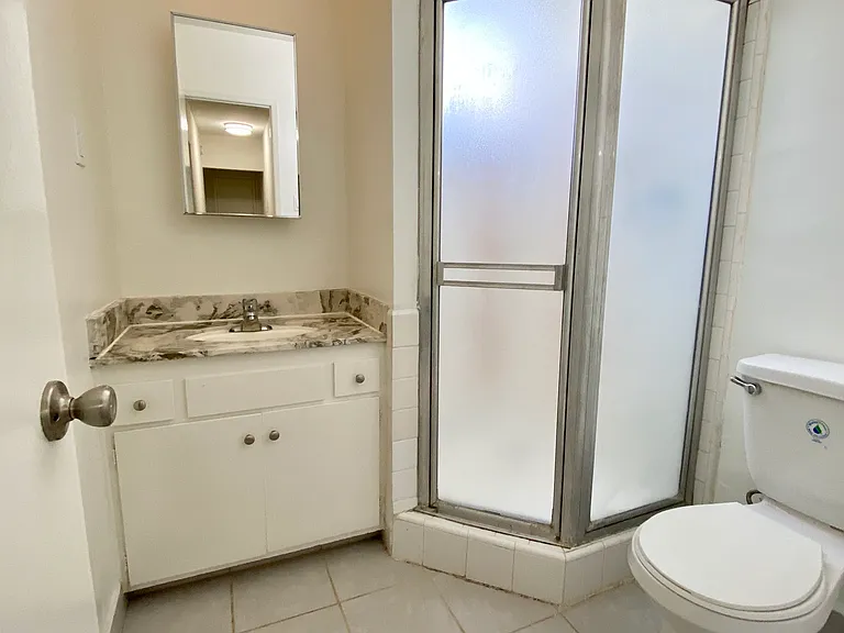 1430 Hi Point St #306 — Photo 10