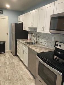 298 SW 6th St APT 106, Boca Raton, FL, 33432