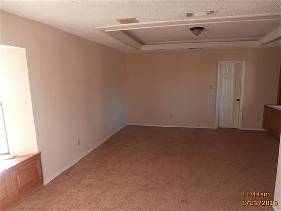 2nd image of 501 W Phillips Ct