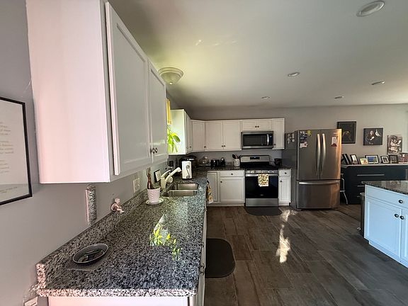 4th image of 342 Onset Ave