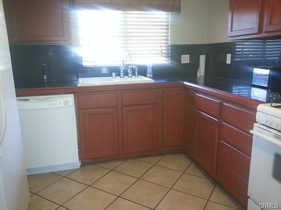 3rd image of 25375 Toluca Dr