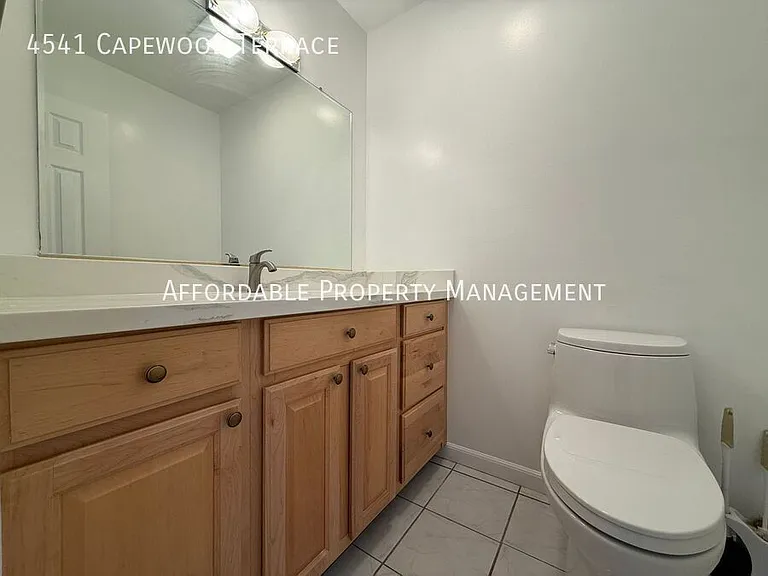 4541 Capewood Ter — Photo 11
