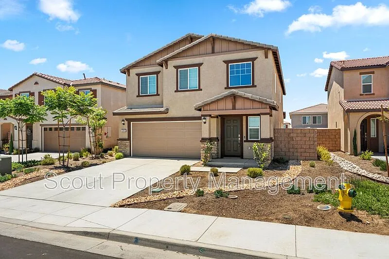 28841 Cutlass St