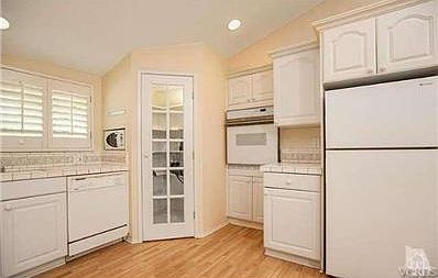 4th image of 333 Bedford Pl