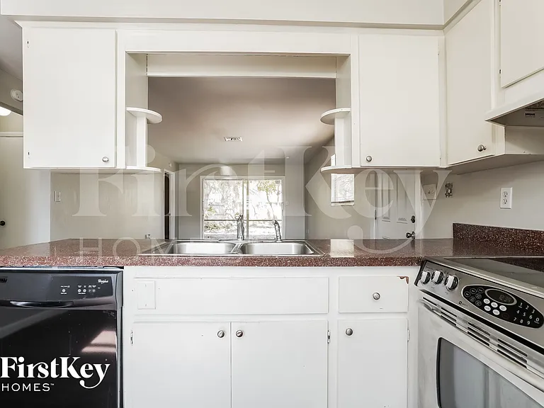 3532 Brink Cir — Photo 8