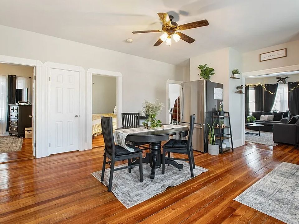 2nd image of 1037 Cove Rd #3