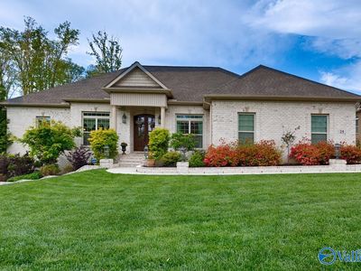 24 Emerald Point SE, Huntsville, AL, 35803