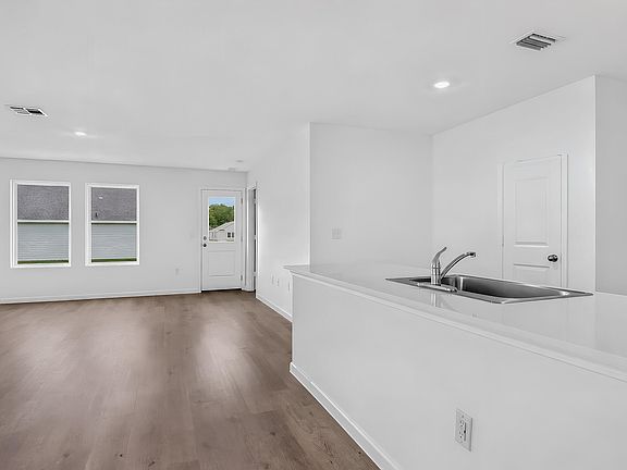 3rd image of 5007 Myrtle Loop #Hs-16