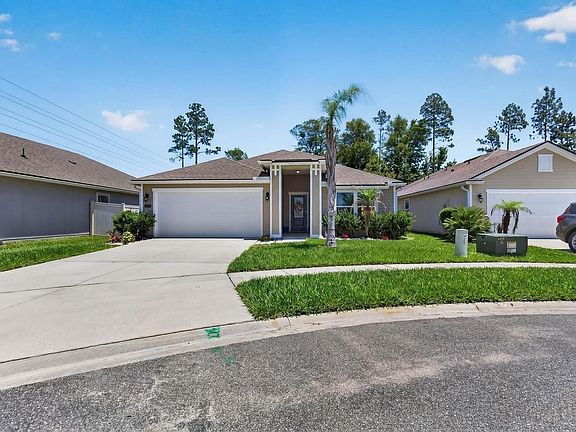 4th image of 83122 Village Walk