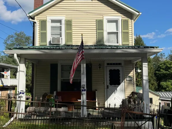 108 River St, Nanticoke, PA 18634