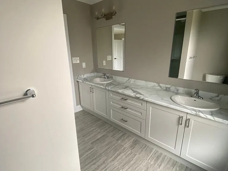 212 Woodbine Ave — Photo 18