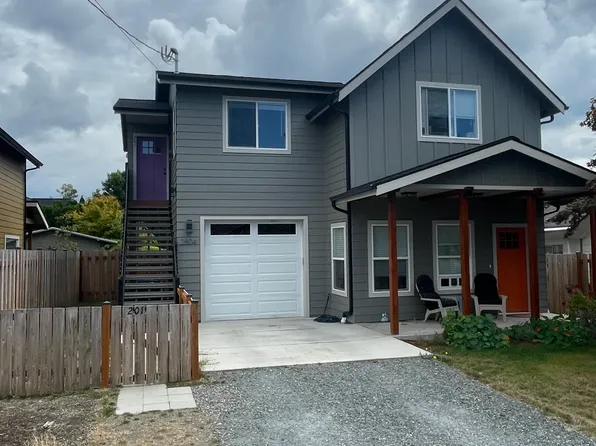 2804 Racine St #201, Bellingham, WA 98226