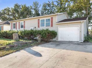 6213 Crestridge Ave SW, Cedar Rapids, IA 52404