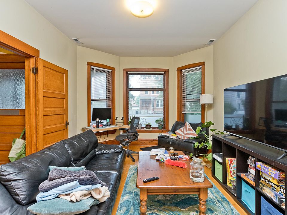 1st image of 2723 N Monticello Ave #1