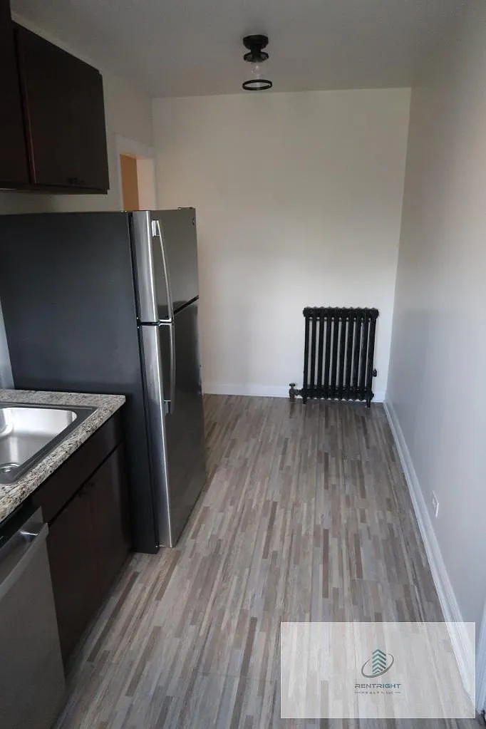 1 bed, 1.0 bath, 850 sqft, $1,500 — Photo 2