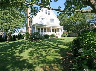 208 Indian Ave, Portsmouth, RI 02871