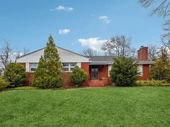 639 Burns Ave, Flossmoor, IL 60422