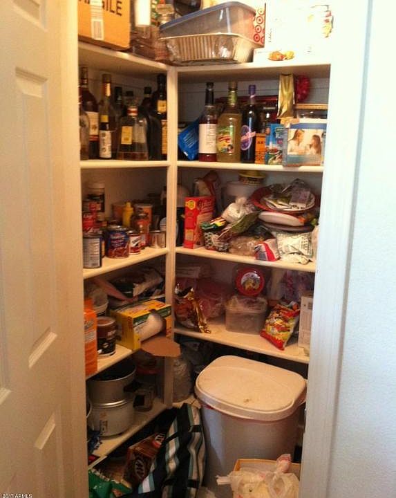 1st image of 8833 W Glenn Dr