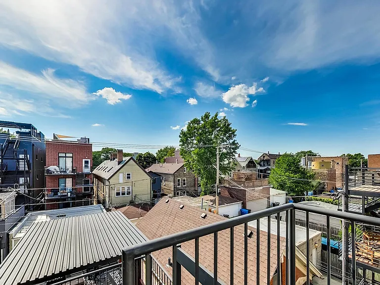 1022 N Wood St #3 — Photo 19