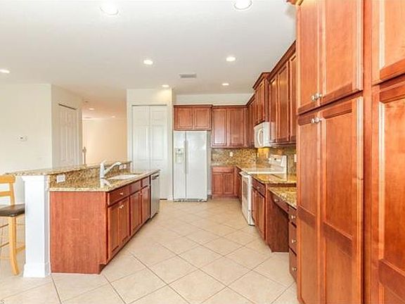 5th image of 11273 Pond Cypress St