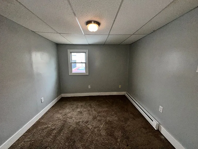 37 N Franklin Street — Photo 15