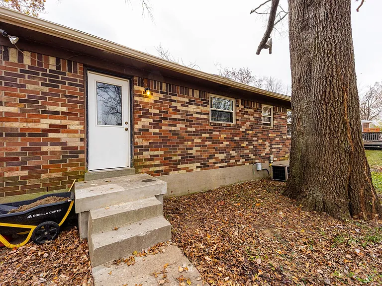 9707 Willowwood Way — Photo 17