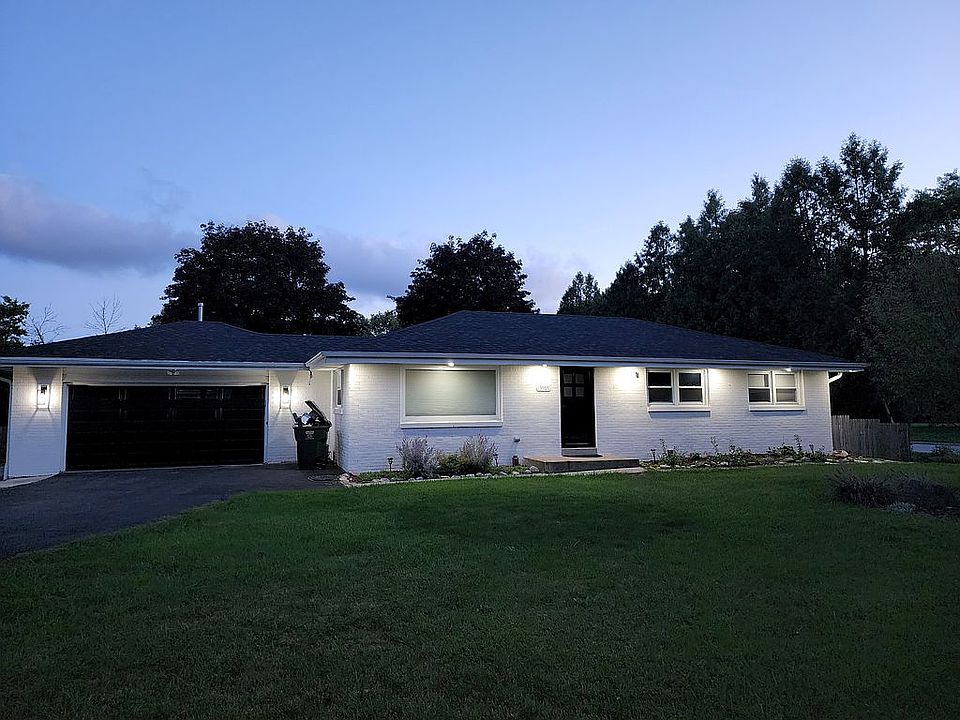 2nd image of 13565 W Cold Spring Rd