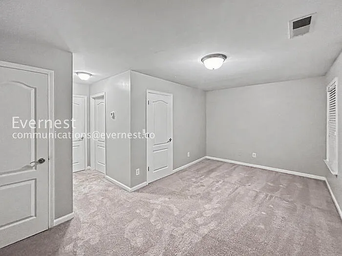 1153 Smith St SW — Photo 12