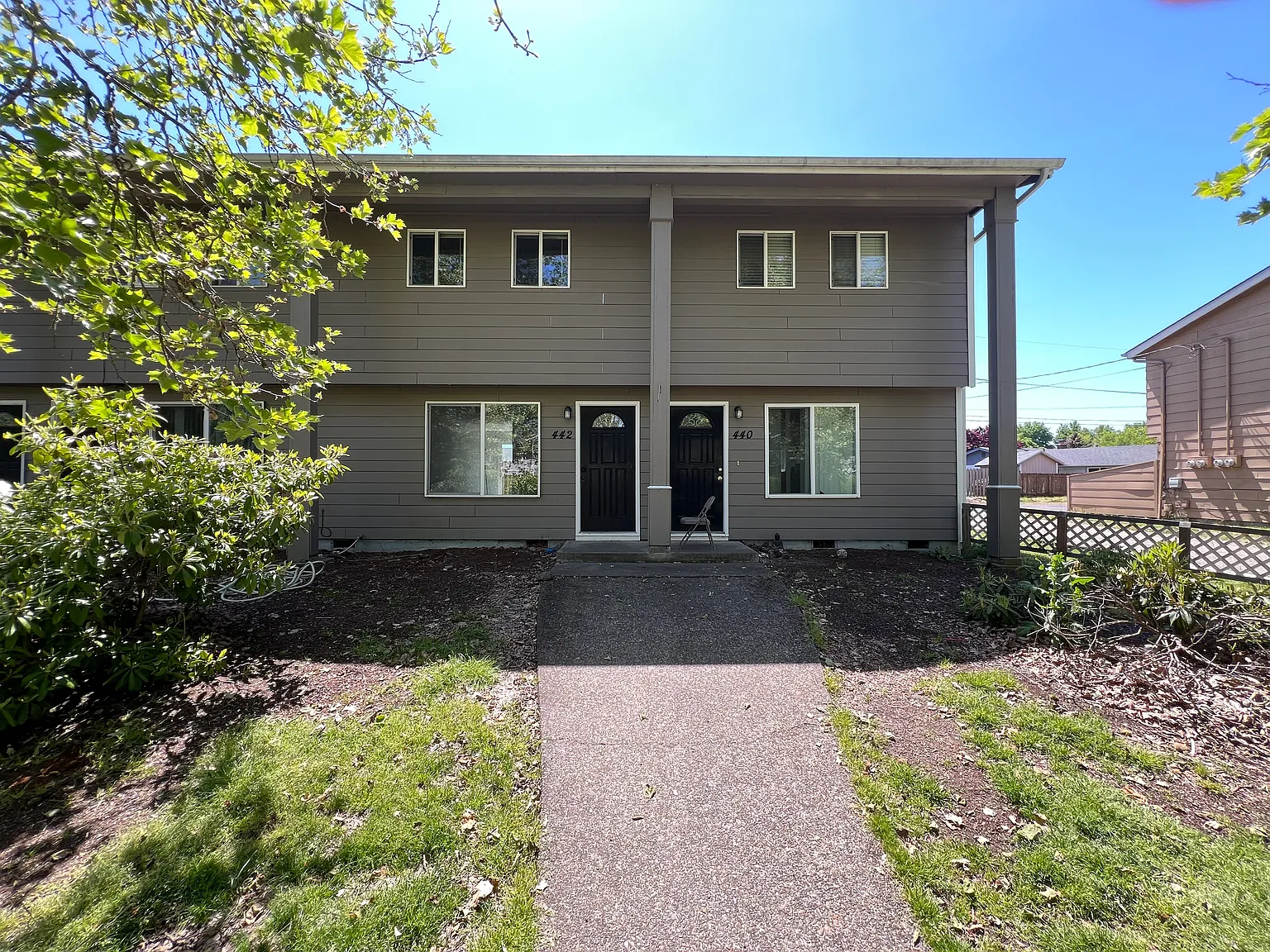 2 bed, 1080 sqft, $1,600 — Photo 1