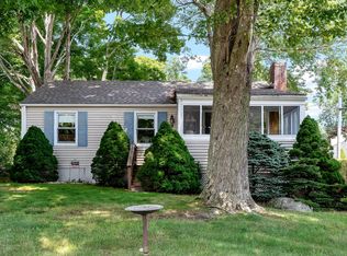 14 Ridgewood Rd, Old Lyme, CT 06371