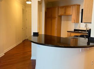 830 N Alfred St APT 201, Los Angeles, CA 90069