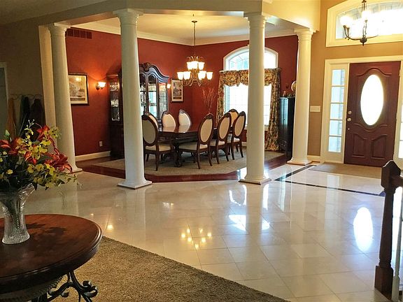 5th image of 988 Appleblossom Dr